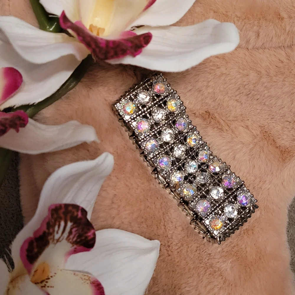 J Lo Multi-Color Bling Expandable Bracelet - Picture 8 of 8